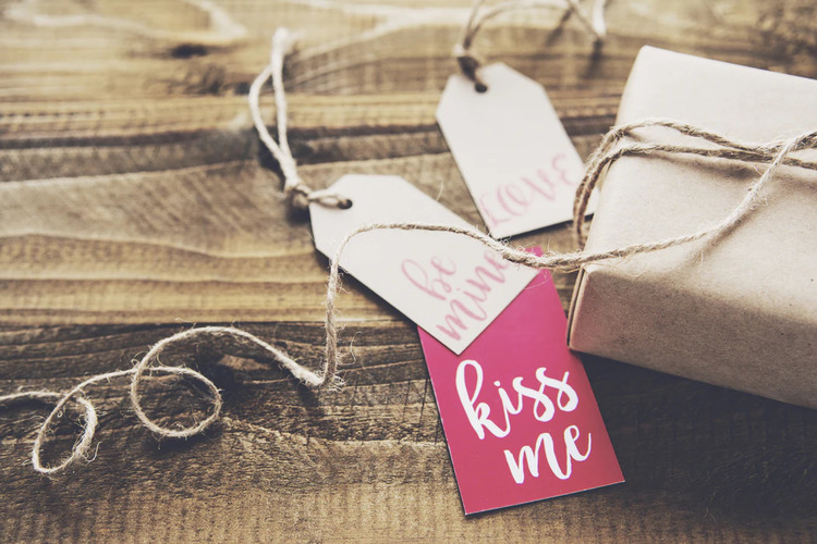 Những món quà tặng valentine độc đáo cho tình yêu thêm gắn kết